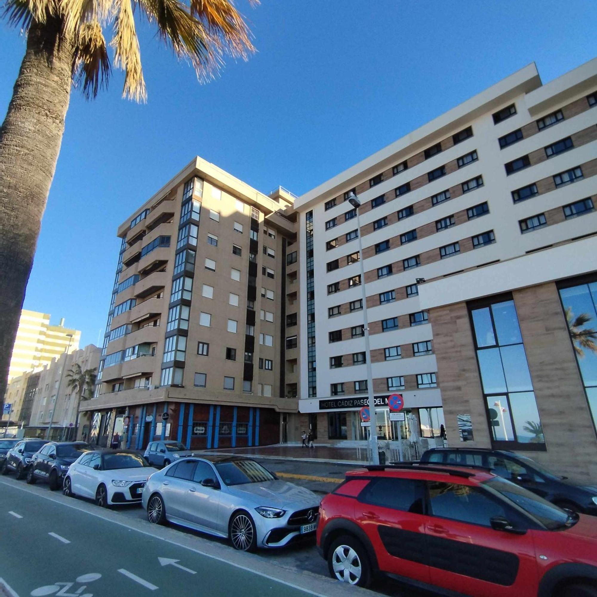 Encantador Apartamento Frente A La Playa Victoria Apartment Cádiz Exterior foto