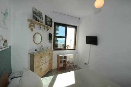Encantador Apartamento Frente A La Playa Victoria Apartment Cádiz Exterior foto