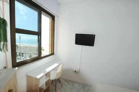 Encantador Apartamento Frente A La Playa Victoria Apartment Cádiz Exterior foto
